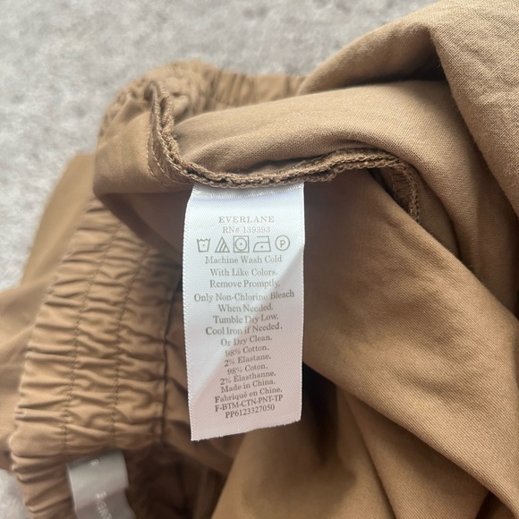 Everlane Cotton Relaxed Casual Cropped Pants, tan size 8 - Picture 6 of 9